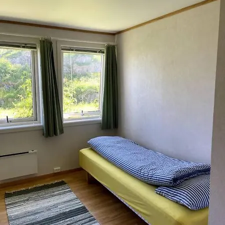 Cosy 1-bedroom On Hamnoya. Reine